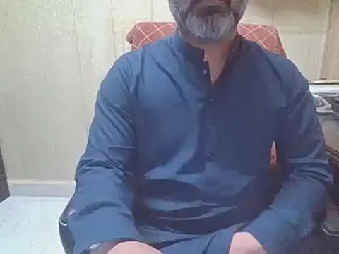 hairymaster95 online show from April 2026 04:28:02 AM