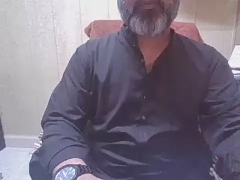Snapshot of hairymaster95 chatting on October 2025 03:32:01 AM hairymaster95 online show from October 2025 03:32:01 AM