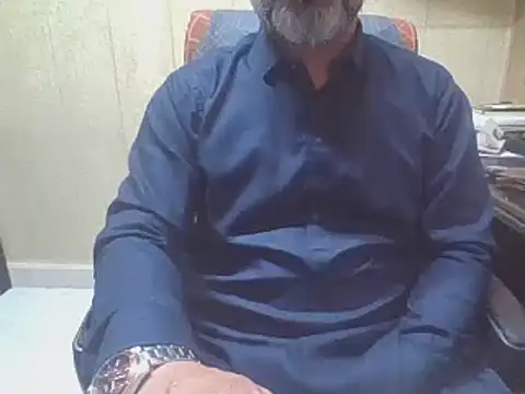 hairymaster95 online show from April 2026 04:37:02 AM