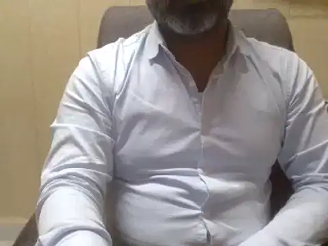 Snapshot of hairymaster95 chatting on February 2025 11:54:01 AM hairymaster95 online show from February 2025 11:54:01 AM