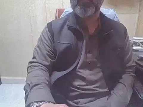 hairymaster95 online show from December 2025 04:17:01 AM