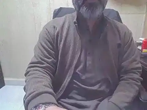 hairymaster95 online show from January 2026 04:19:01 AM