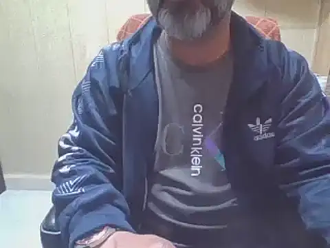 hairymaster95 online show from February 2026 07:44:01 AM