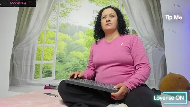 nikool32 online show from December 2025 11:23:02 AM