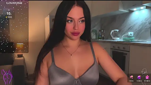 Snapshot of Megan_Nilson chatting on February 2025 07:07:01 PM Megan Nilson online show from February 2025 07:07:01 PM