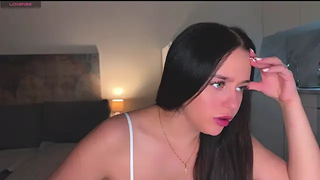 Snapshot of Megan_Nilson chatting on February 2025 06:30:01 PM Megan Nilson online show from February 2025 06:30:01 PM