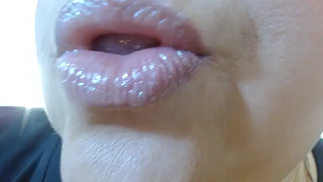 Kerly Doll online show from February 2026 12:23:01 PM