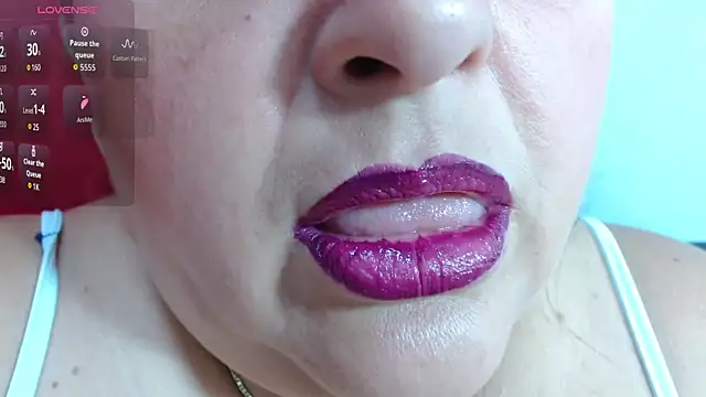 Kerly Doll online show from April 2026 05:28:01 PM