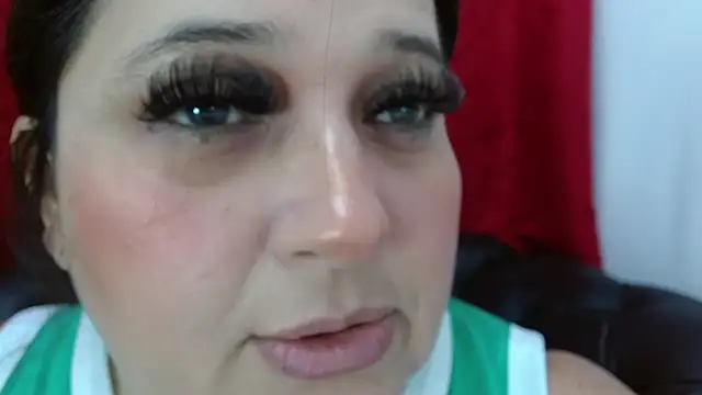 Kerly Doll online show from January 2026 12:33:02 PM