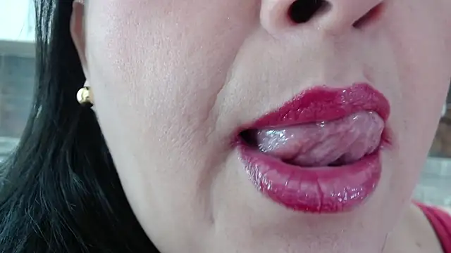 Kerly Doll online show from March 2025 04:17:02 PM
