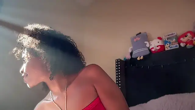 Snapshot of Cum2Charm chatting on December 2025 06:02:02 PM Cum2Charm online show from December 2025 06:02:02 PM