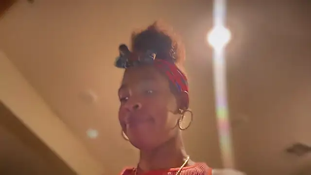 Cum2Charm online show from May 2026 04:42:01 AM
