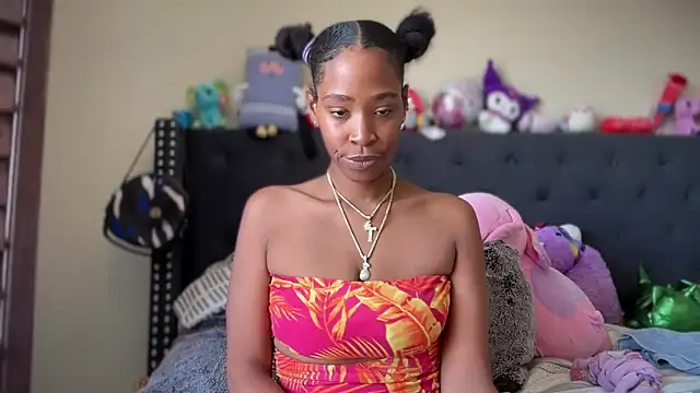 Cum2Charm online show from April 2026 07:01:01 PM