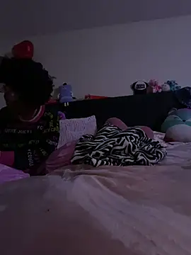 Snapshot of Cum2Charm chatting on March 2025 11:30:02 AM Cum2Charm online show from March 2025 11:30:02 AM