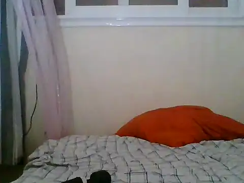 PRETTY-MI online show from April 2026 07:51:01 PM