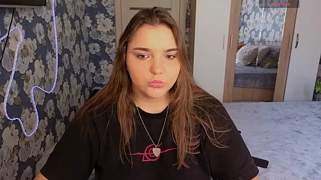  momiji  online show from March 2026 09:31:01 AM