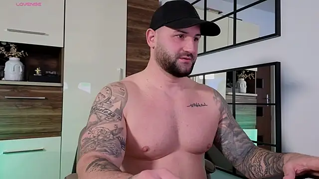 moonjoey online show from January 2025 05:58:01 PM