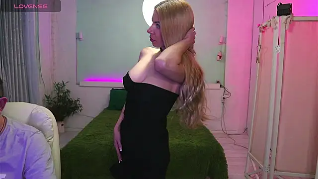 AlisaAleksandr online show from March 2026 07:08:01 PM