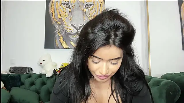 Snapshot of AnnaKarin chatting on February 2025 10:53:01 PM AnnaKarin online show from February 2025 10:53:01 PM