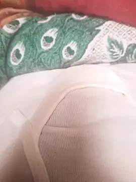 Ummfuss1 online show from April 2026 01:59:01 PM