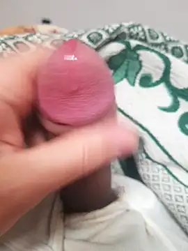 Ummfuss1 online show from April 2026 01:37:02 PM