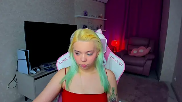 Snapshot of EnergyBunny_1 chatting on November 2025 07:14:02 PM EnergyBunny 1 online show from November 2025 07:14:02 PM