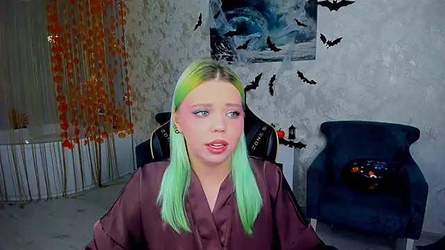 Snapshot of EnergyBunny_1 chatting on October 2025 06:42:02 PM EnergyBunny 1 online show from October 2025 06:42:02 PM