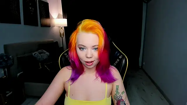 EnergyBunny 1 online show from June 2026 07:03:01 PM