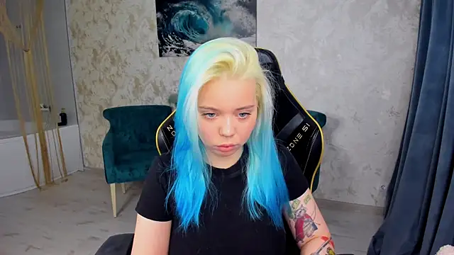 Snapshot of EnergyBunny_1 chatting on December 2025 07:24:02 PM EnergyBunny 1 online show from December 2025 07:24:02 PM