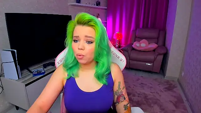 Snapshot of EnergyBunny_1 chatting on September 2025 07:18:01 PM EnergyBunny 1 online show from September 2025 07:18:01 PM