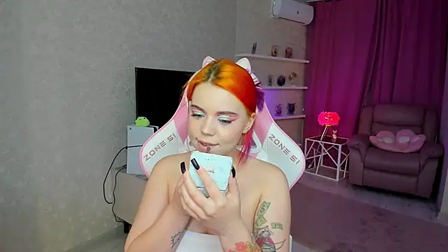 EnergyBunny 1 online show from May 2026 05:22:01 PM