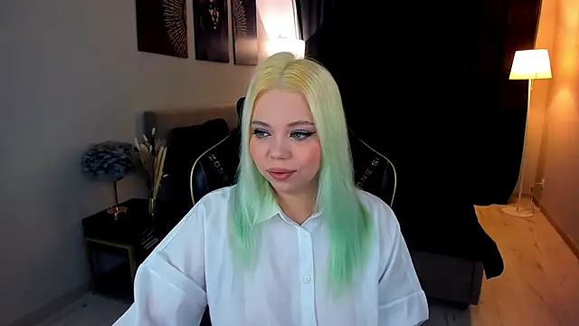 Snapshot of EnergyBunny_1 chatting on November 2025 07:39:01 PM EnergyBunny 1 online show from November 2025 07:39:01 PM