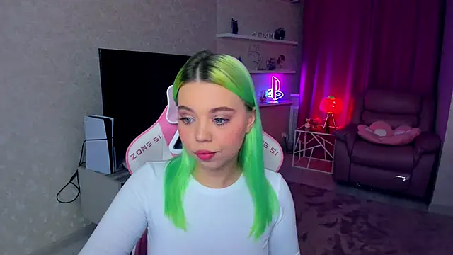 Snapshot of EnergyBunny_1 chatting on October 2025 05:23:02 PM EnergyBunny 1 online show from October 2025 05:23:02 PM