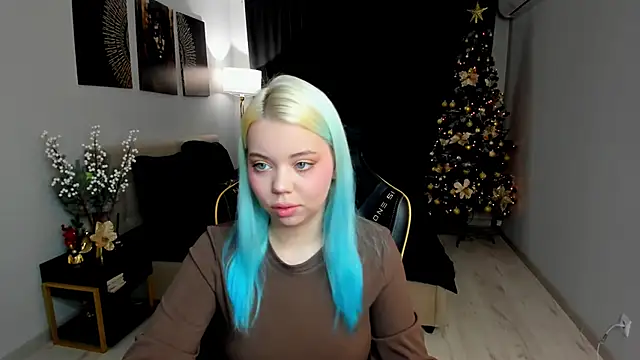 Snapshot of EnergyBunny_1 chatting on December 2025 07:41:01 PM EnergyBunny 1 online show from December 2025 07:41:01 PM