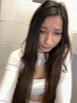  MiaQueen  online show from March 2026 11:54:01 PM