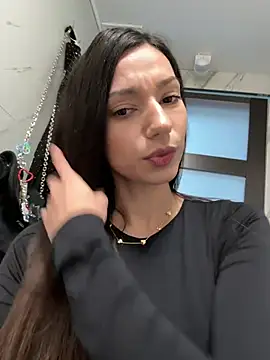  MiaQueen  online show from February 2026 11:27:02 PM