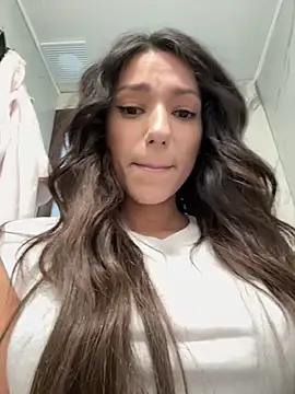  MiaQueen  online show from February 2026 07:57:02 PM