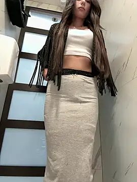  MiaQueen  online show from February 2026 10:40:02 PM