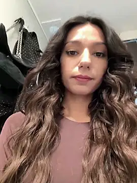  MiaQueen  online show from February 2026 10:40:01 PM