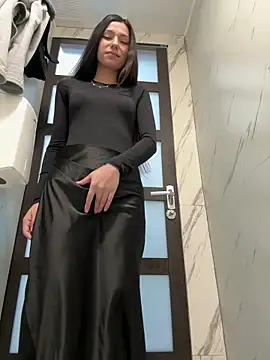  MiaQueen  online show from April 2026 09:34:02 PM