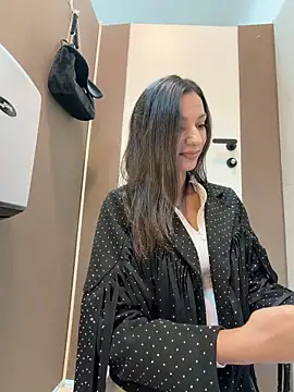  MiaQueen  online show from November 2025 09:41:01 PM