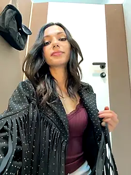  MiaQueen  online show from November 2025 10:24:02 PM