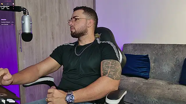 Snapshot of mr_david_cox chatting on March 2025 12:50:01 PM mr david cox online show from March 2025 12:50:01 PM