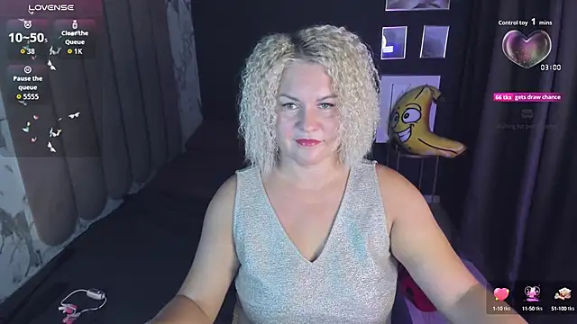 Snapshot of YolandaKiss chatting on September 2025 05:08:02 AM YolandaKiss online show from September 2025 05:08:02 AM