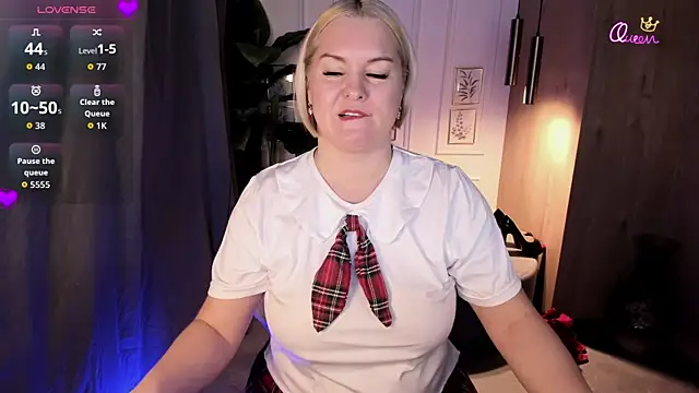 YolandaKiss online show from March 2026 08:43:02 PM