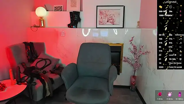 KylieMellow online show from December 2025 05:35:02 AM