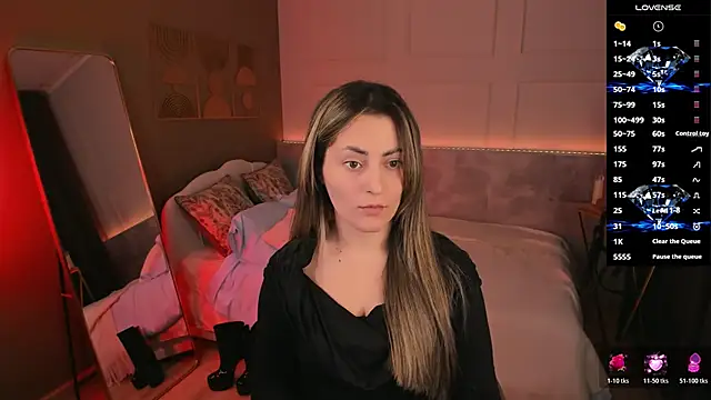 KylieMellow online show from April 2026 01:46:01 PM