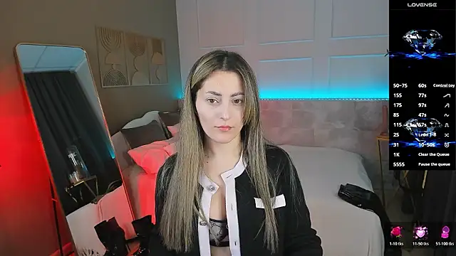 KylieMellow online show from March 2026 01:24:01 PM