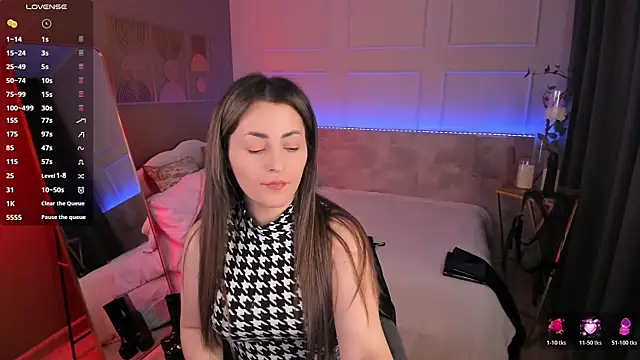 KylieMellow online show from May 2026 05:27:02 AM