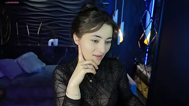 KylieMellow online show from March 2025 12:02:02 PM